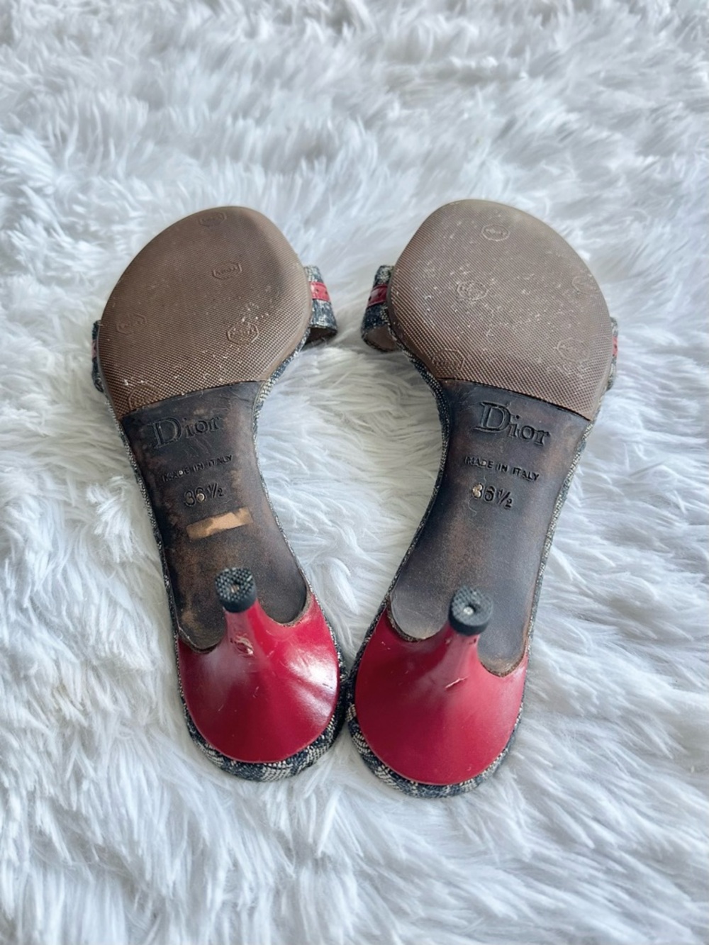 Vintage Dior red/navy bow monogram kitten sandals - Picture 7 of 7